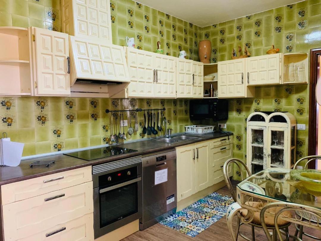 Vivienda Vacacional Tinizara Arona  Bagian luar foto